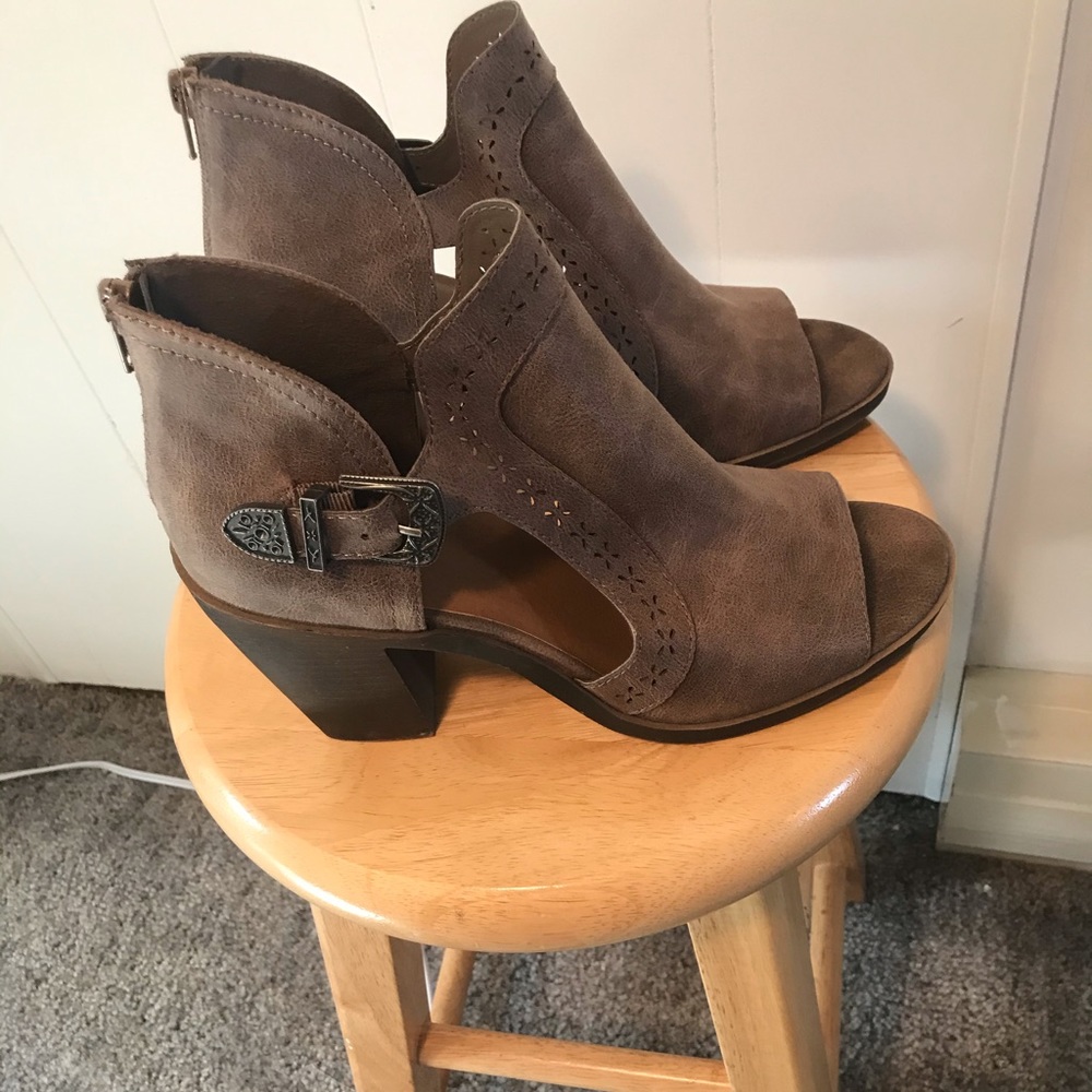 New ankle booties